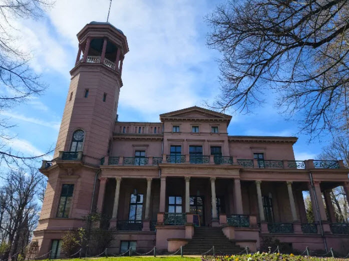 Biesdorf Palace, Germany